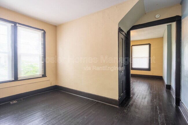 Foto del edificio - 2511 Turner Ave