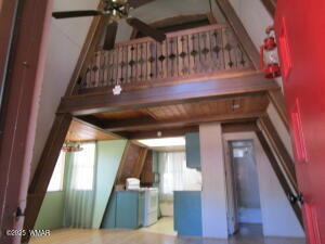 Foto del edificio - 547 E White Mountain Blvd