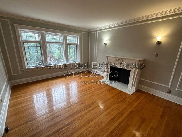 Foto del edificio - 6325 Southwood Ave
