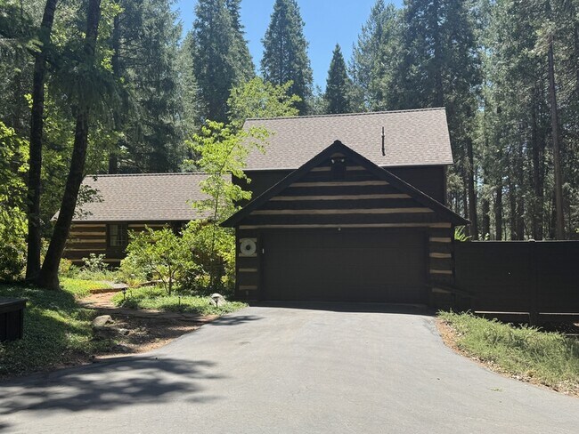 Foto del edificio - 13216 Tranquility Ln