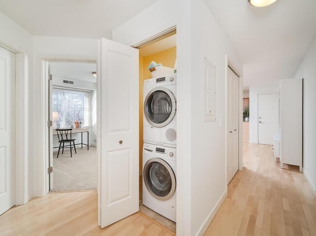 Foto del edificio - 5412 France Ave S