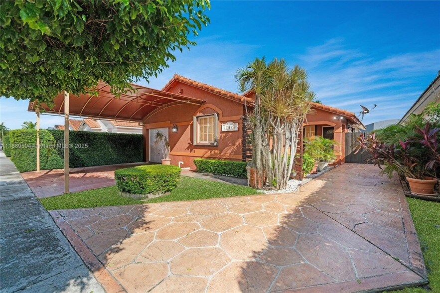 Photo - 17841 SW 145th Ave Unit