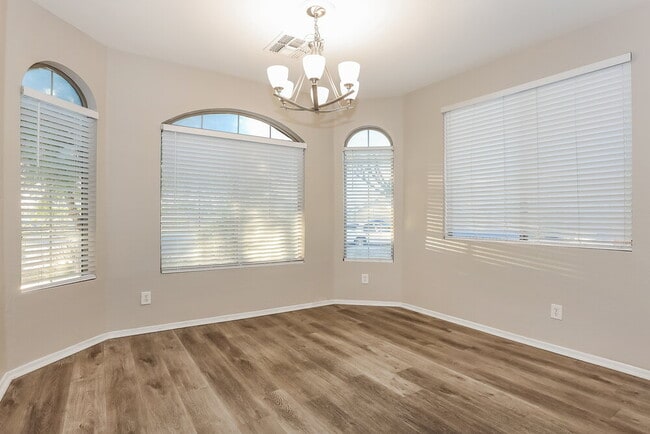 Building Photo - 6603 S 17th Ave