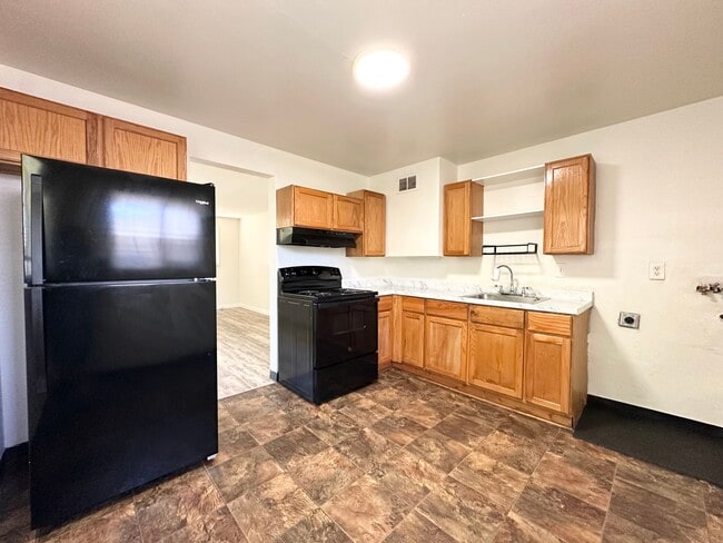Building Photo - 3 bed 1 bath in Clayton - $500 OFF!!
