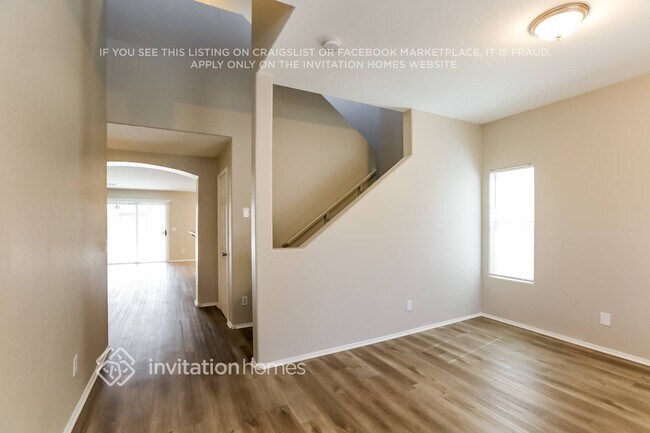 Foto del edificio - 7218 W Globe Ave