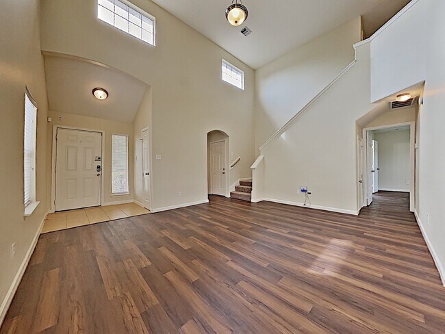 Building Photo - 8542 Doskocil Dr