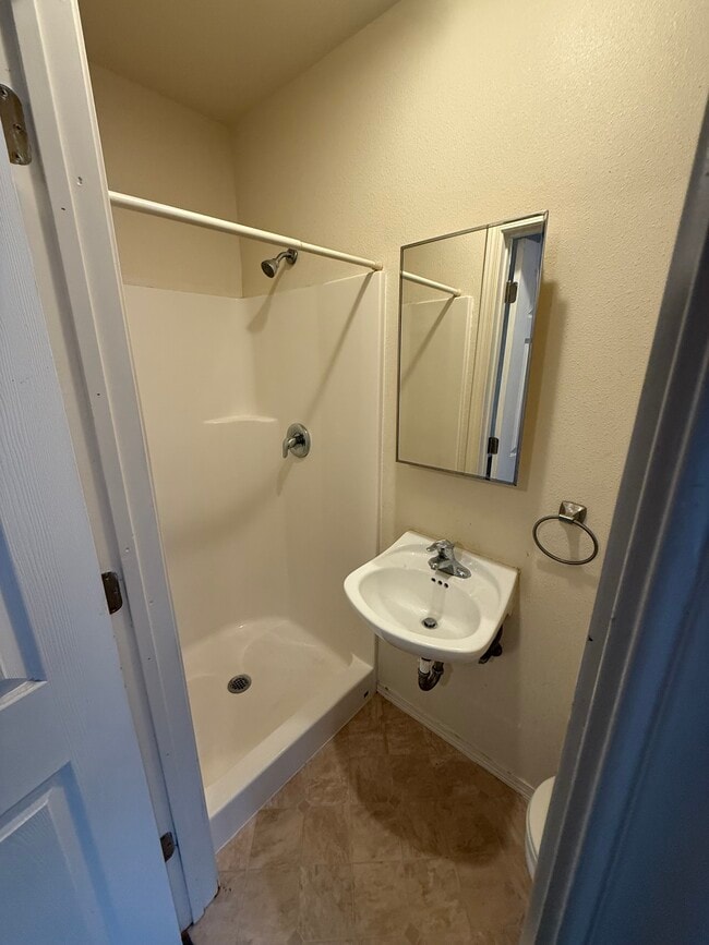 Building Photo - Bell Creek Apartments