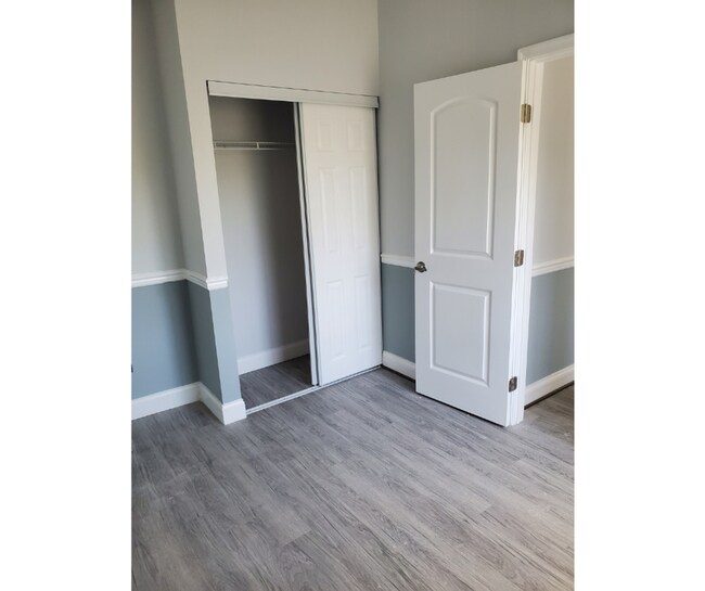 Foto del edificio - 2838 Washington Blvd