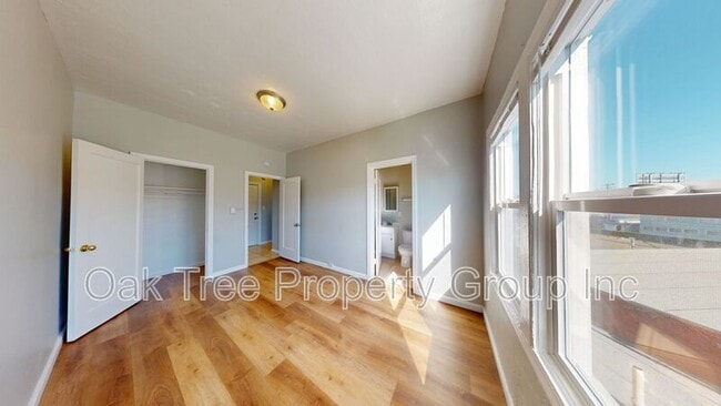 Building Photo - 2451 Seminary Ave