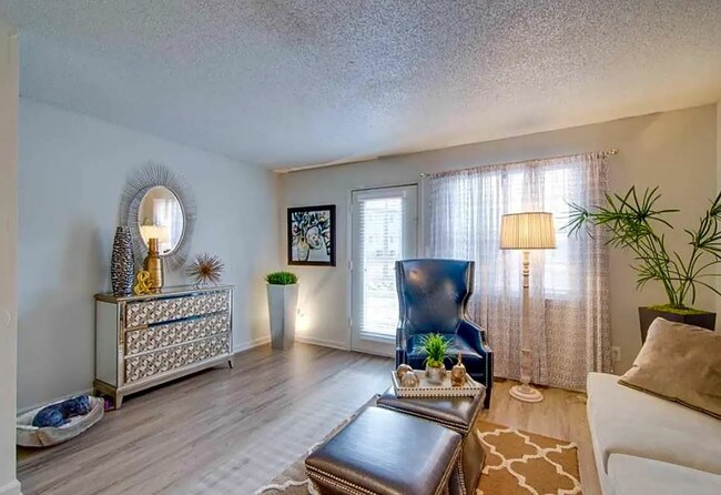 Foto del edificio - Townhomes at 770