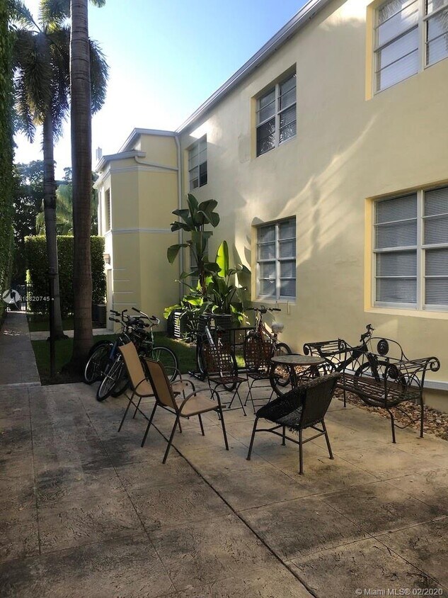 Foto principal - 1535 Meridian Ave