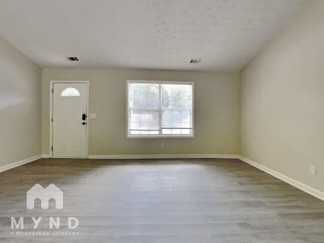 Building Photo - 5890 Homestead Cir