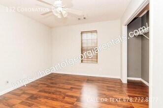 Building Photo - 132 Coronation Dr