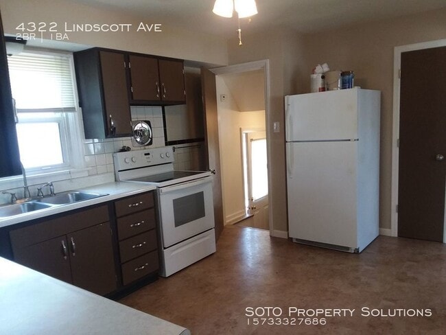 Building Photo - 2BD 1BA House with Garage in Woodson Terrace