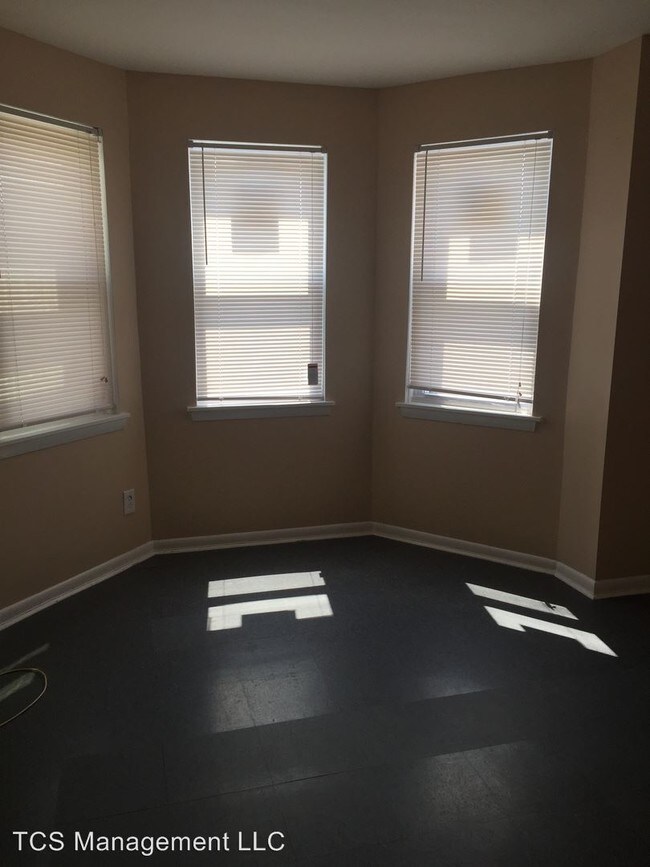 Foto del edificio - 2 br, 1 bath House - 5009 Funston Street