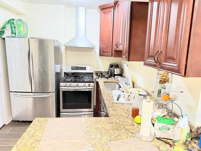 Foto del edificio - 2817 N Clybourn Ave