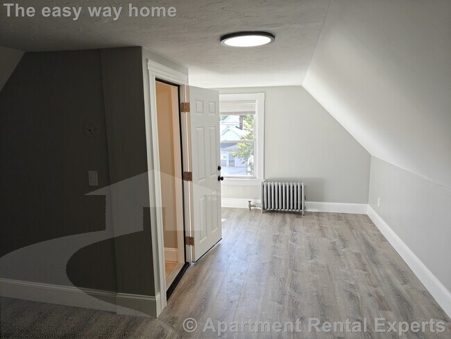 Building Photo - 108 Highland Ave