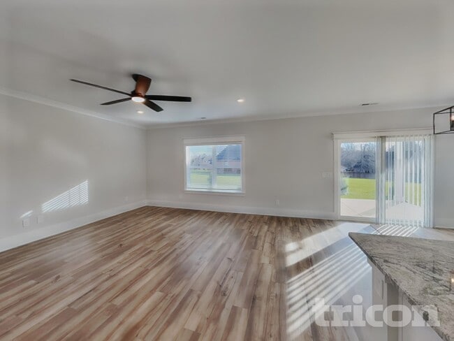 Foto del edificio - 520 Kingwood Ln