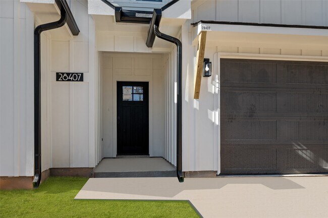Foto del edificio - 28407 Champion Oaks Dr