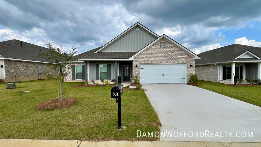 Primary Photo - 531 Vista Pointe Dr
