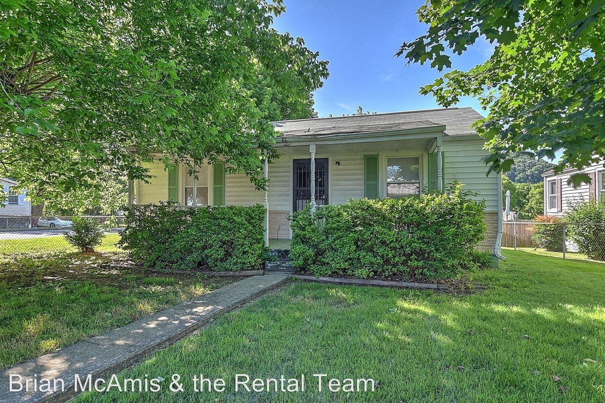 2 br, 1 bath House 301 Dyer St House Rental in Johnson City, TN
