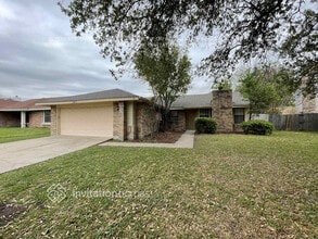 Building Photo - 2410 Channing Dr