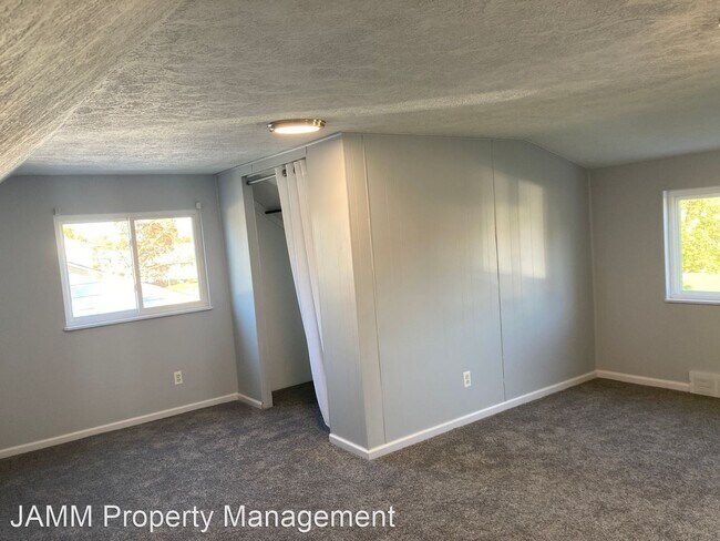 Building Photo - 3 br, 2 bath House - 6336 Almont Dr