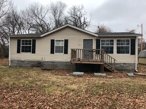 Building Photo - 1116 W 1st St