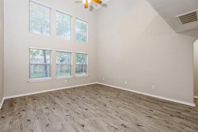 Building Photo - 71 N Star Ridge Cir