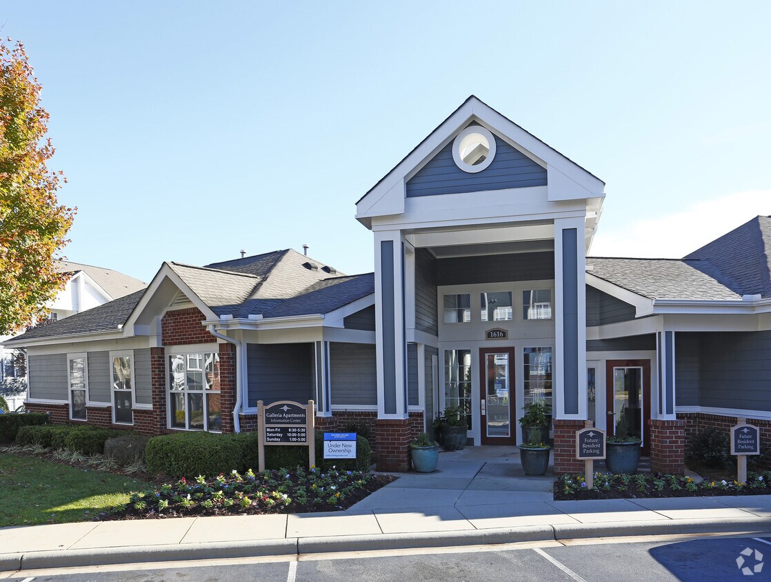 Galleria Village Apartments Charlotte, NC