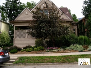 Building Photo - 650 Arapahoe Ave