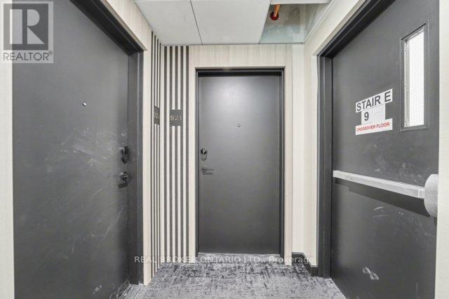 Building Photo - 56 Andre de Grasse St