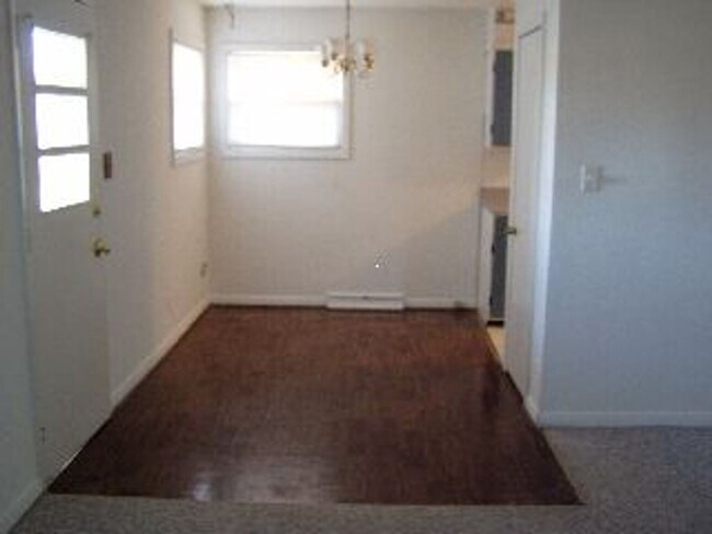 Foto del edificio - One Story Ranch on Sandusky Drive