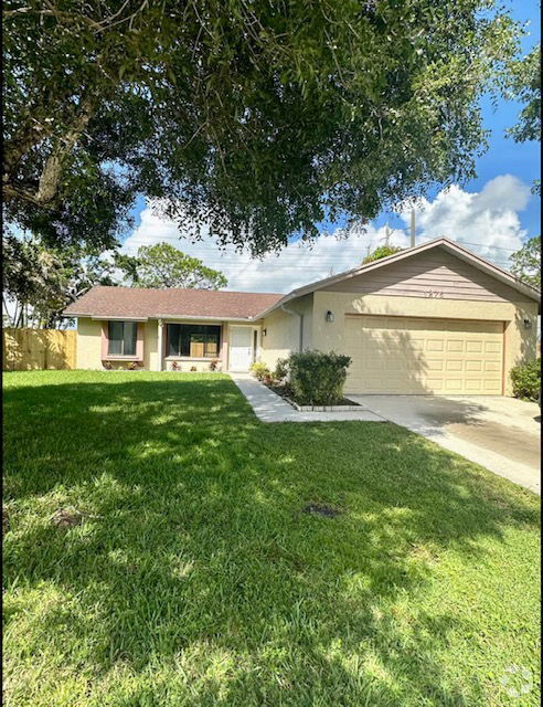 Building Photo - 1275 McDermott Ln