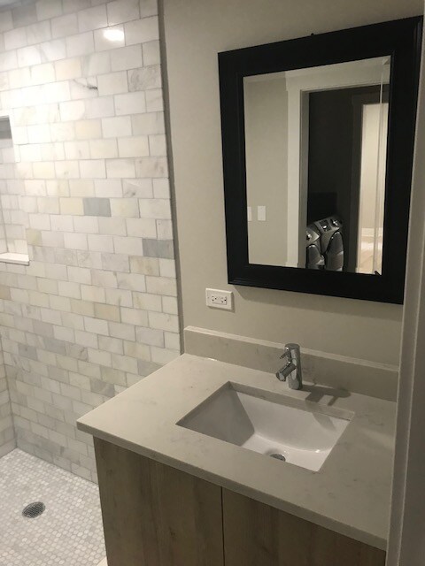 Foto del edificio - 1955 N Lincoln Ave