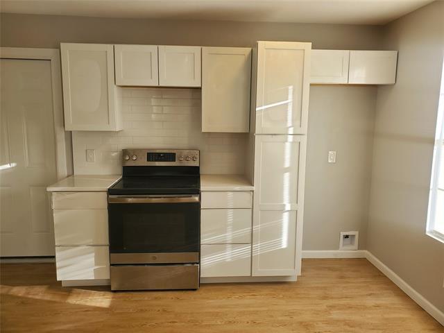 Building Photo - 4620 Sandage Ave