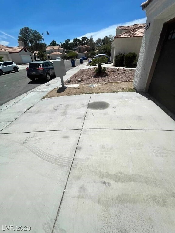 Foto del edificio - 9820 Cross Creek Way