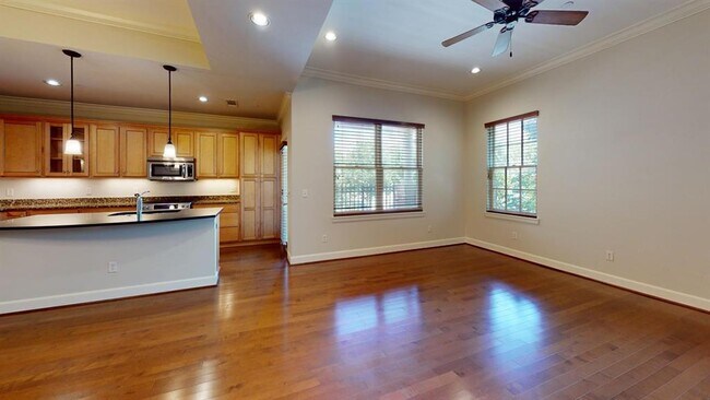 Foto del edificio - 205 N Geary Ave