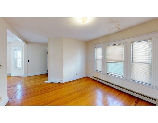 Building Photo - 27-29 Bellingham Ave
