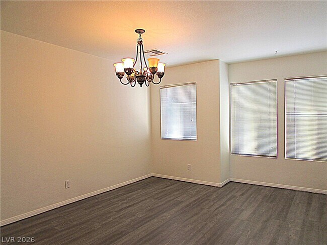 Foto del edificio - 8404 Tiger Woods Ave