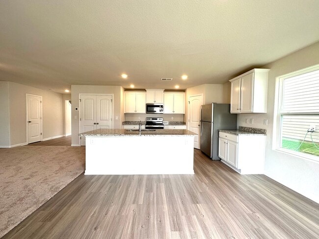 Foto del edificio - Beautiful 4BR/2.5BA Home in Charlotte!