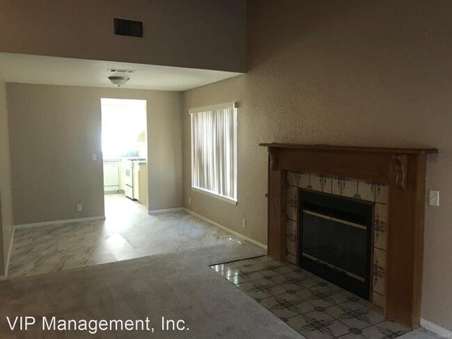 Building Photo - 3 br, 2 bath House - 13155 Tamarisk Road