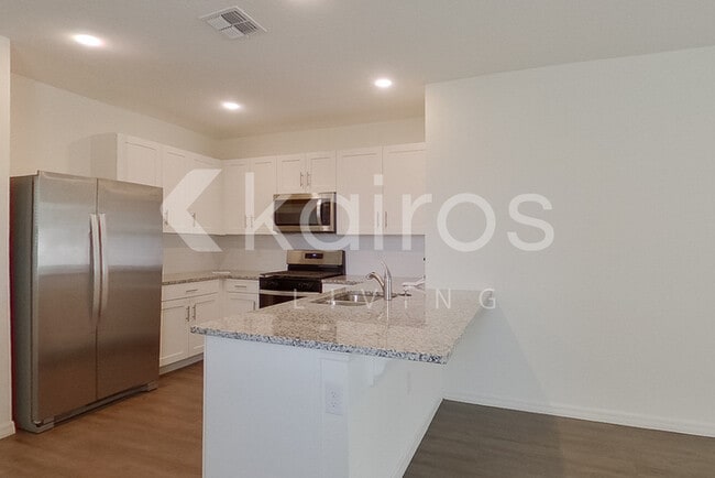 Building Photo - 32041 Katelin Cir