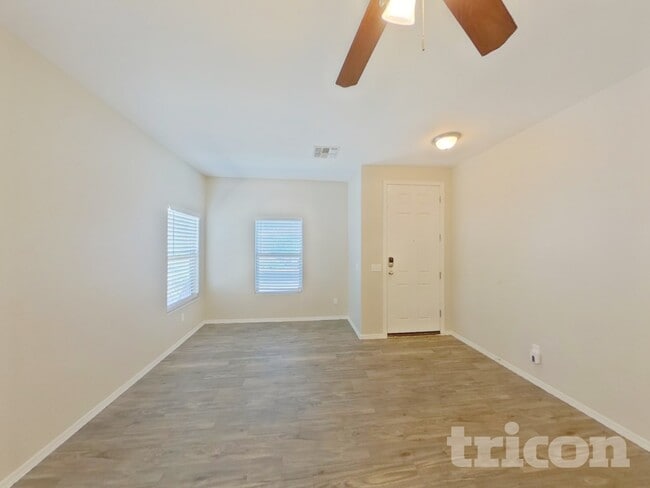 Foto del edificio - 22872 S 218th St