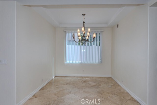 Building Photo - 981 S Dylan Way