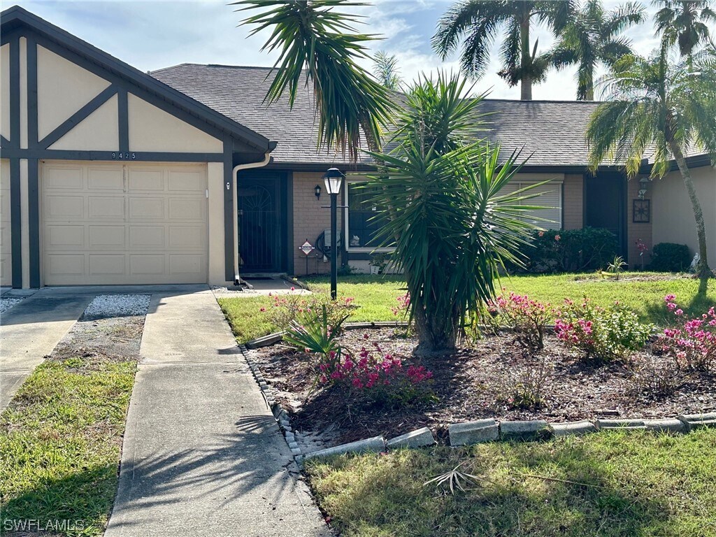 Primary Photo - 9425 Camelot Dr