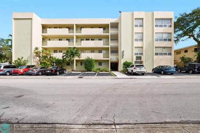Foto del edificio - 1201 SE 2nd Ct