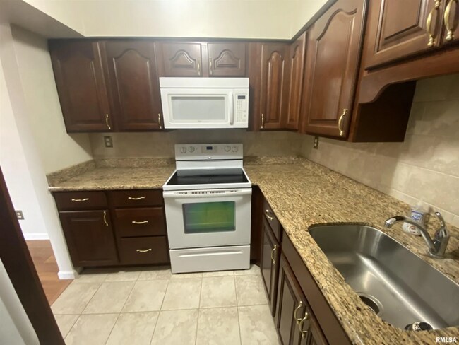 Foto del edificio - 7127 N Terra Vista Dr