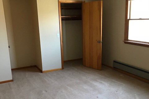 Foto principal - 1616 Keuper Blvd NE