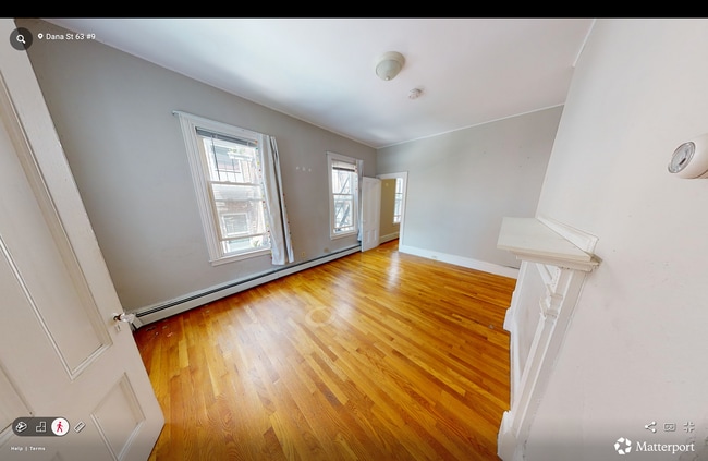 Foto del edificio - 62 Dana St